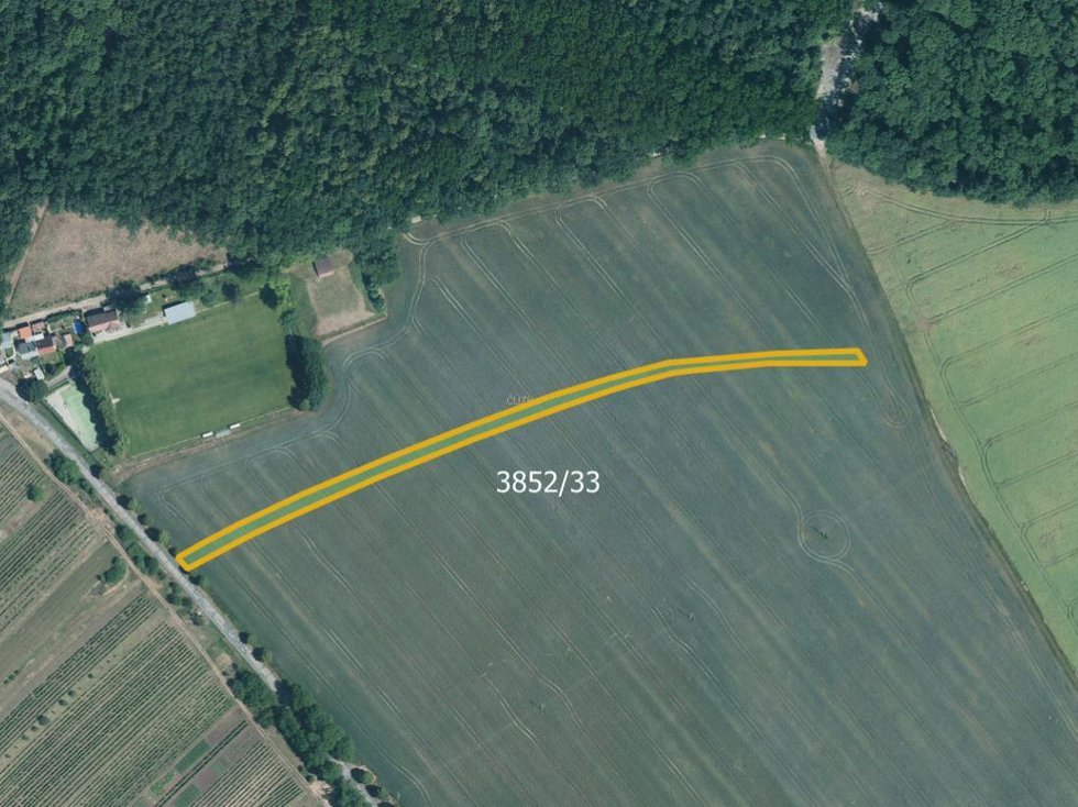 Prodej zemědělské půdy 8710 m², Nový Poddvorov