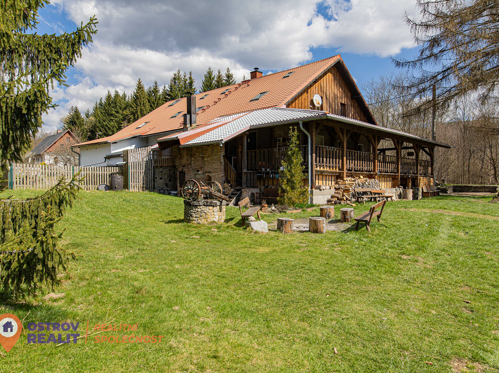 Prodej chaty 679 m², Dolní Morava