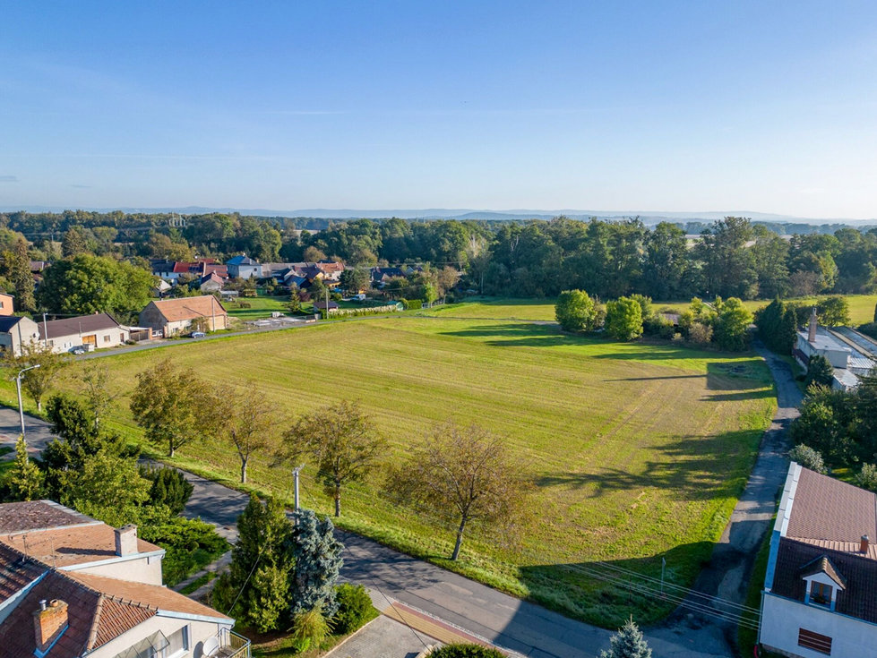 Prodej stavební parcely 1071 m², Dub nad Moravou