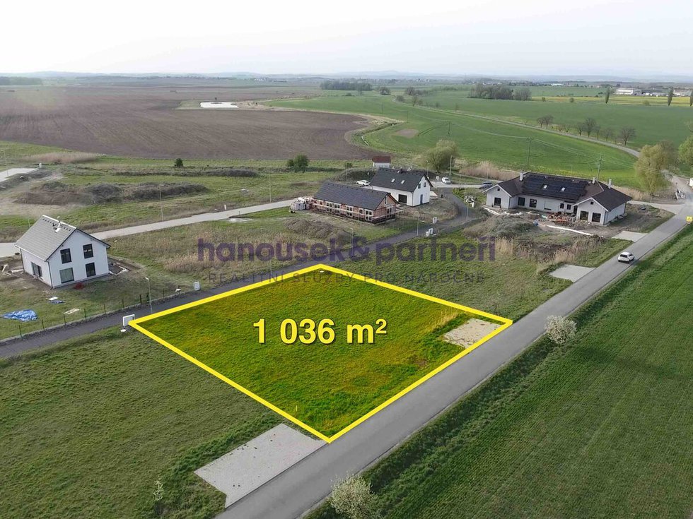 Prodej stavební parcely 1036 m², Divec