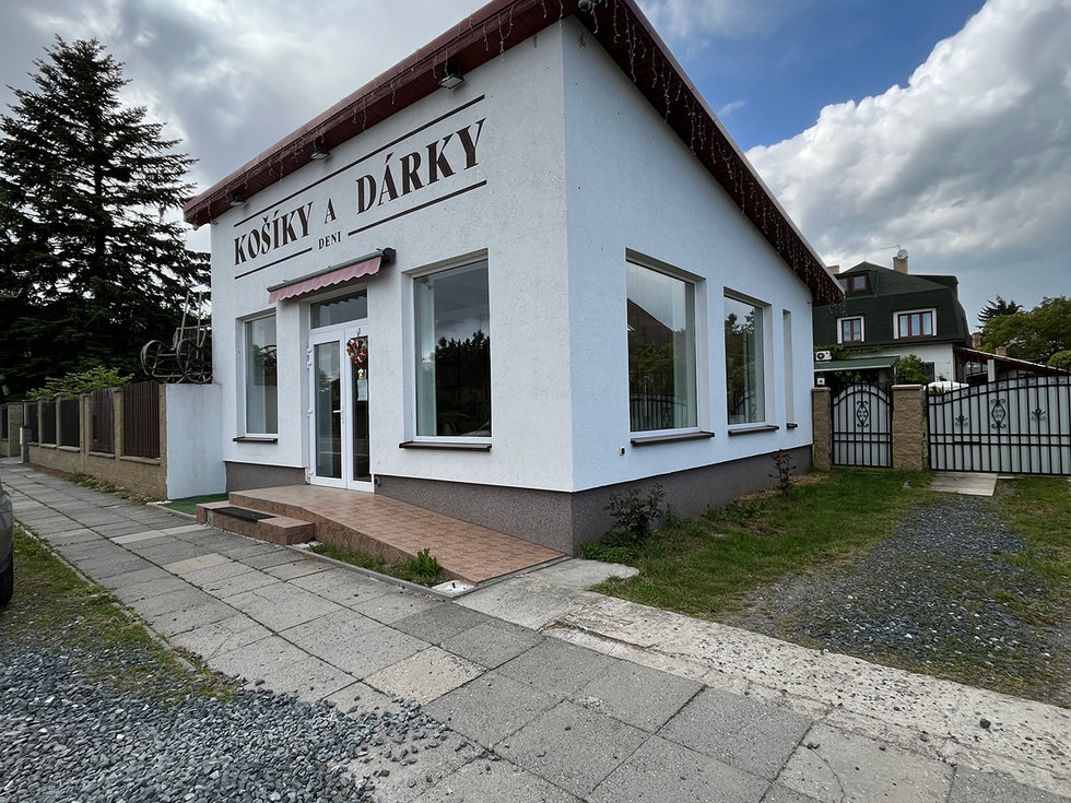 Pronájem obchodu 53 m², Mukařov