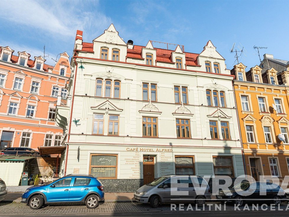 Prodej hotelu, penzionu 736 m², Karlovy Vary