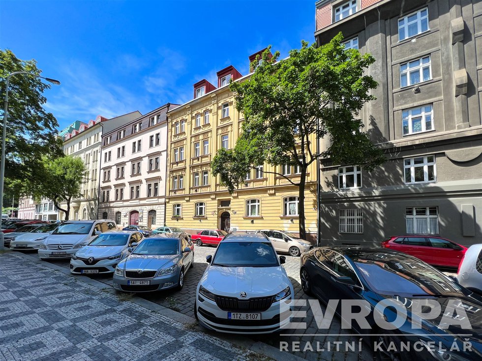 Prodej bytu 2+1 52 m², Praha