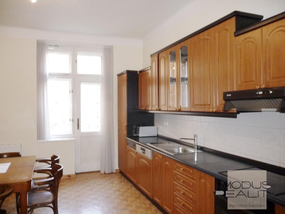 Pronájem bytu 3+1 135 m², Praha