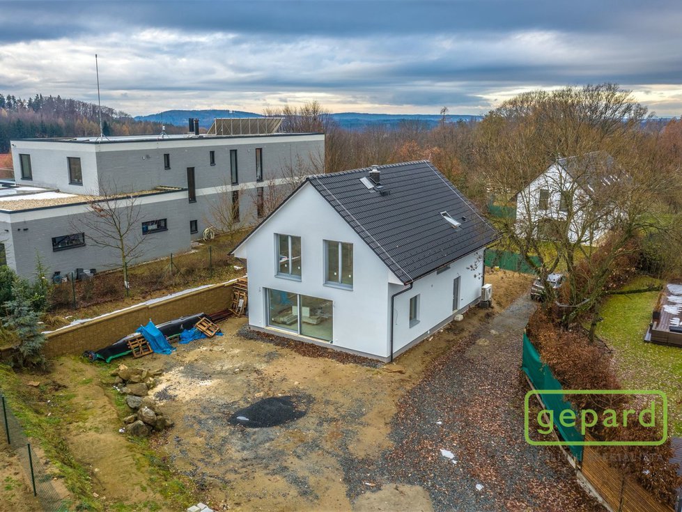 Prodej rodinného domu 171 m², Velké Popovice