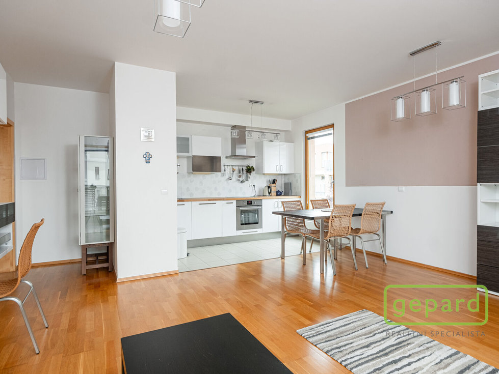 Pronájem bytu 3+kk 94 m², Praha