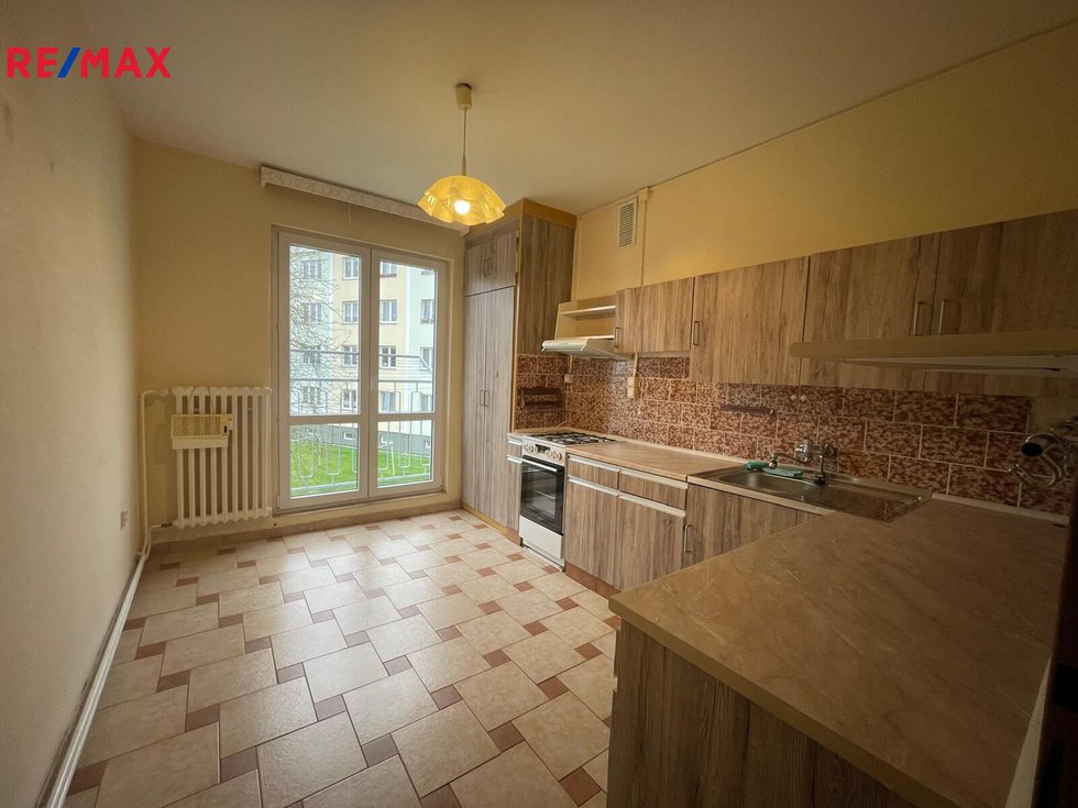 Prodej bytu 3+1 73 m², Nová Role