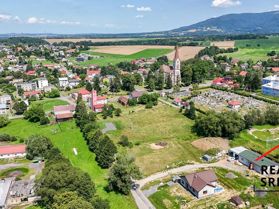 Prodej stavební parcely 1270 m², Janovice