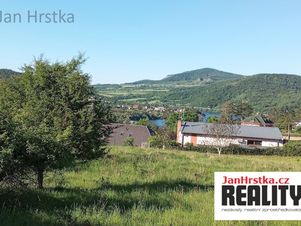 Prodej zahrady 1432 m², Dolní Zálezly