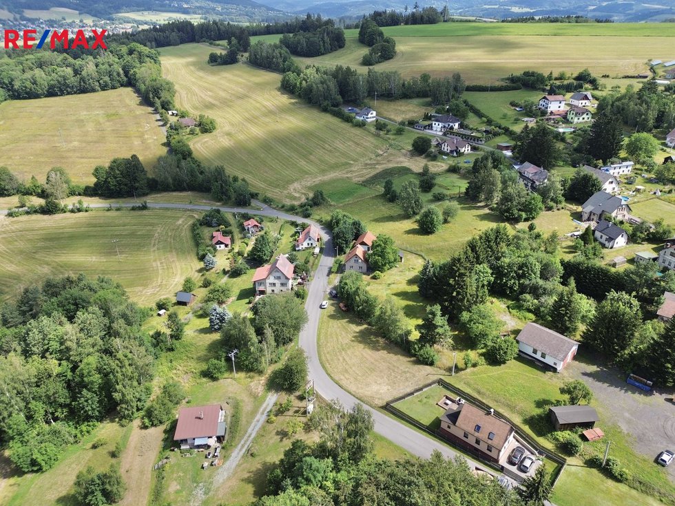 Prodej stavební parcely 1334 m², Radčice