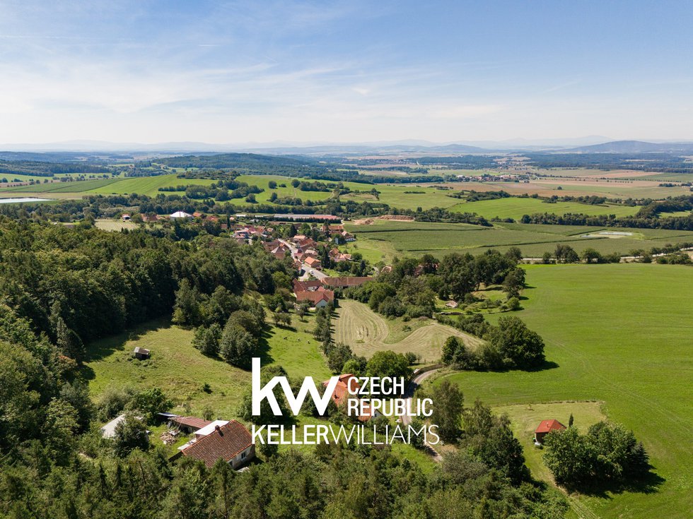 DJI_20240812120251_0141_D