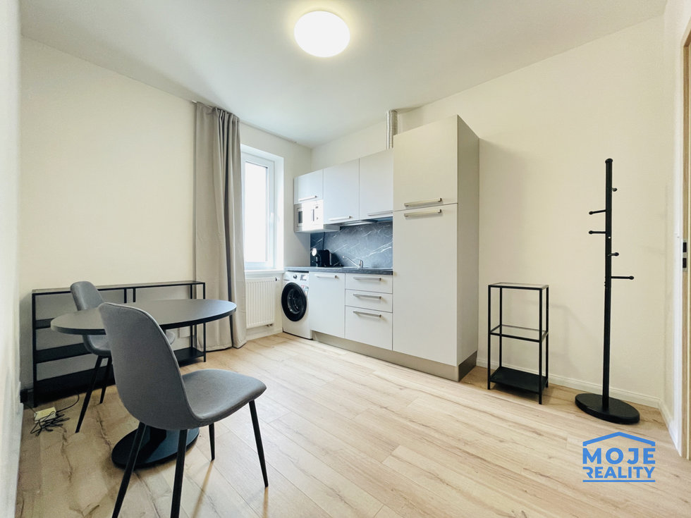Pronájem bytu 2+kk 33 m², Plzeň