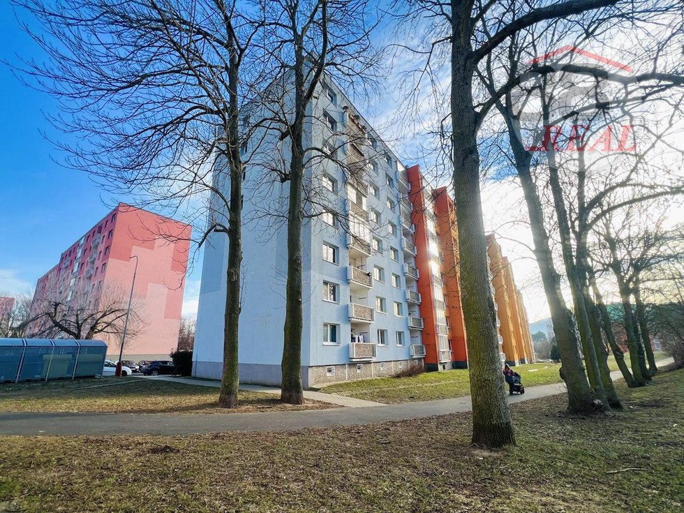 Pronájem bytu 2+1 64 m², Klášterec nad Ohří