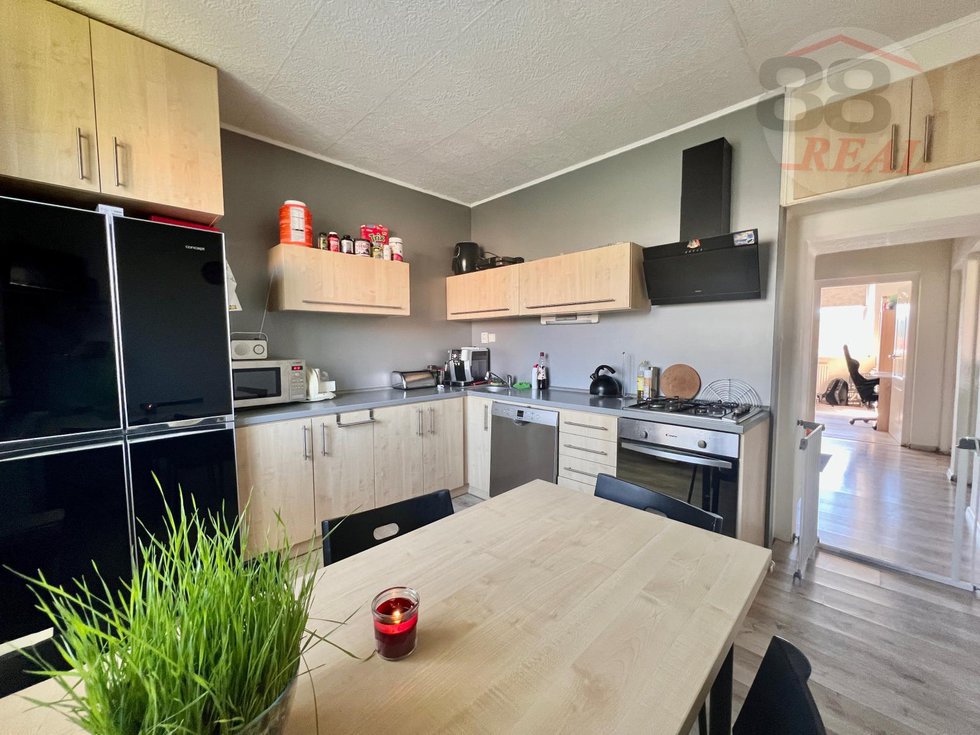 Prodej bytu 3+1 65 m², Klášterec nad Ohří