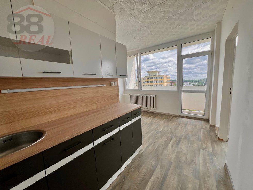 Prodej bytu 3+1 62 m², Klášterec nad Ohří