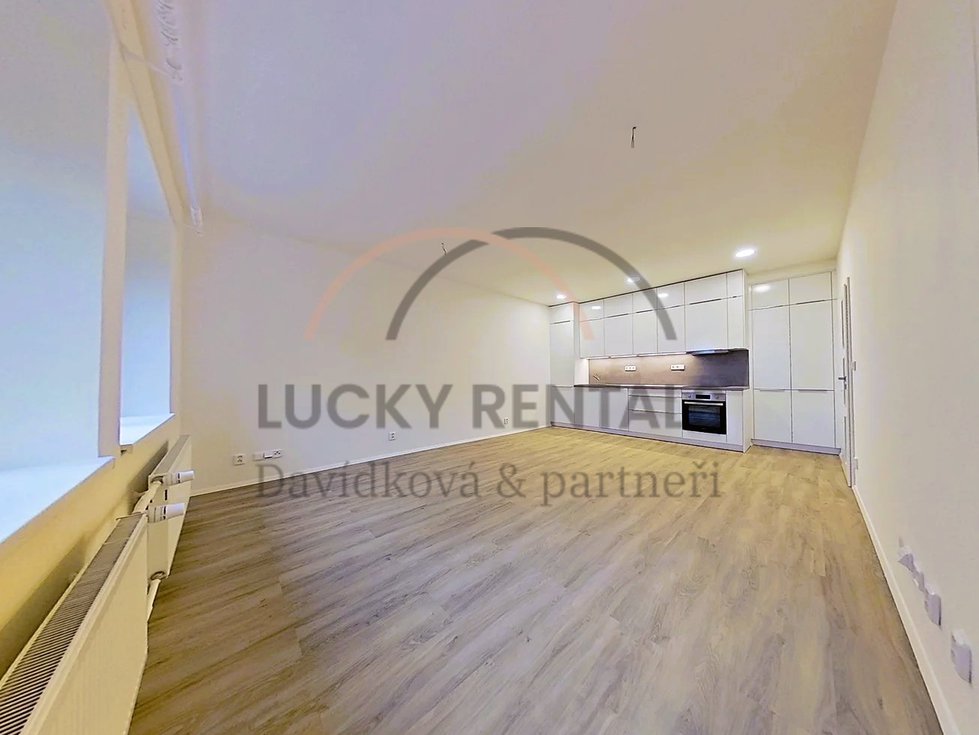 Pronájem bytu 2+kk 62 m², Praha