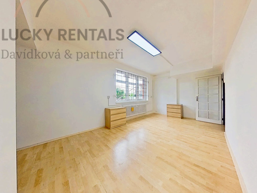 Pronájem kanceláře 25 m², Praha