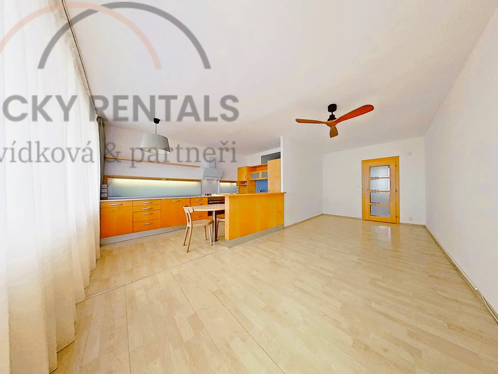 Pronájem bytu 2+kk 61 m², Praha
