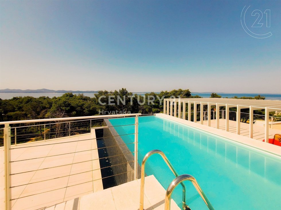 Prodej bytu 5+1 a více 66 m²
