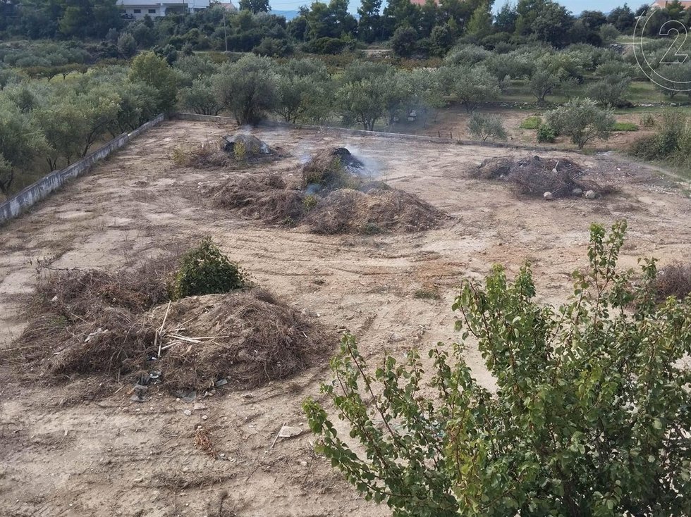 Prodej stavební parcely 672 m²