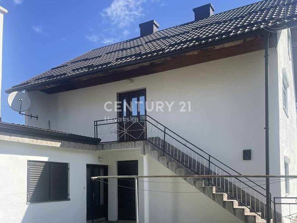 Prodej rodinného domu 367 m²