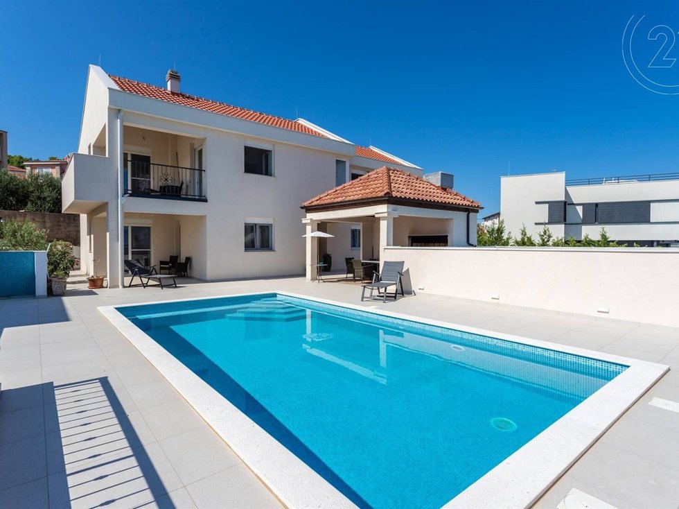 Prodej vily 366 m²