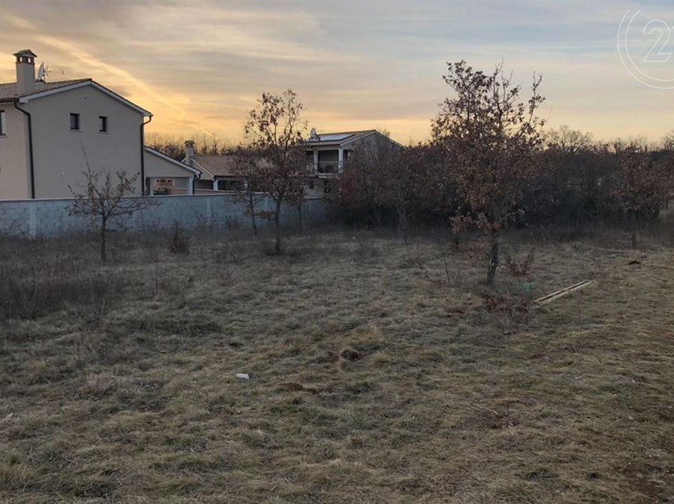 Prodej stavební parcely 1290 m²