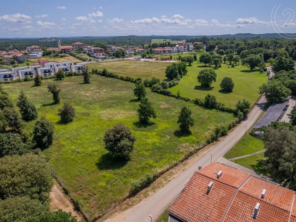 Prodej stavební parcely 10549 m²