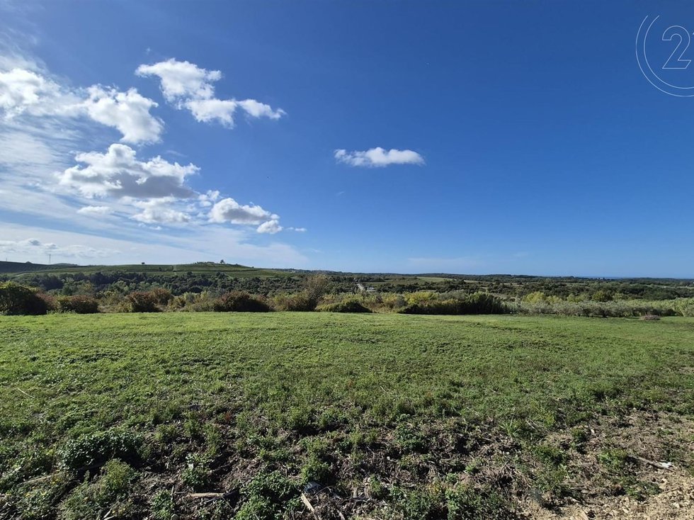 Prodej stavební parcely 1036 m²