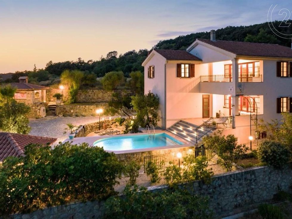 Prodej vily 320 m²