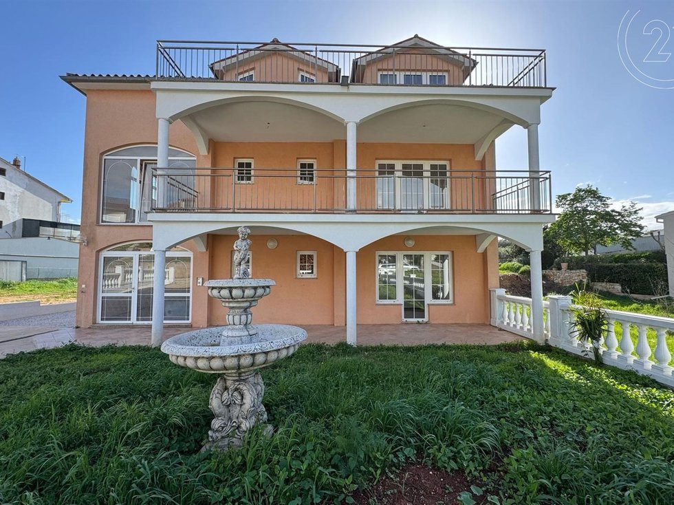 Prodej vily 360 m²