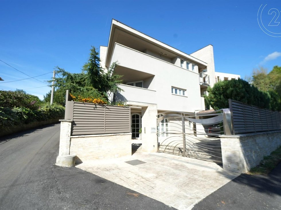Prodej vily 294 m²