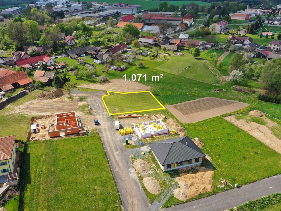 Prodej stavební parcely 1071 m², Dolní Kralovice