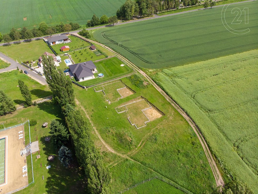 Prodej stavební parcely 1746 m², Podbořany