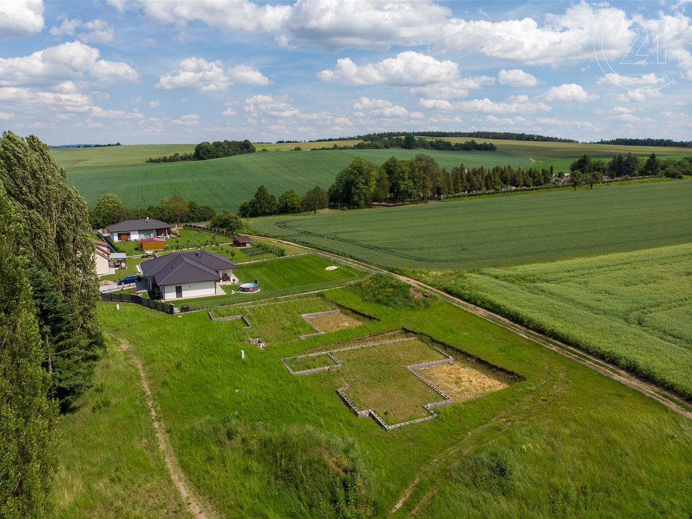 Prodej stavební parcely 1746 m², Podbořany