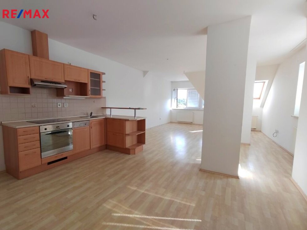 Pronájem bytu 3+kk 66 m², Blovice