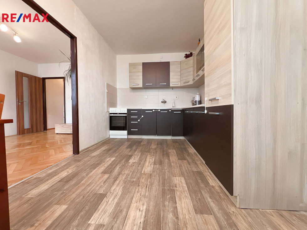 Prodej bytu 3+1 72 m², Průhonice