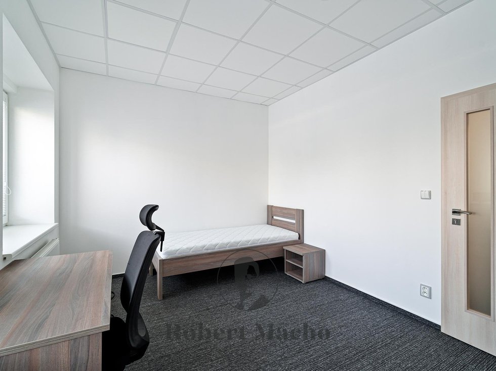 robert-macho-reality-pronajem-sdileneho-bydleni-u-plynarny-praha-07