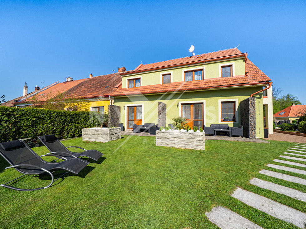 Prodej hotelu, penzionu 430 m², Třeboň