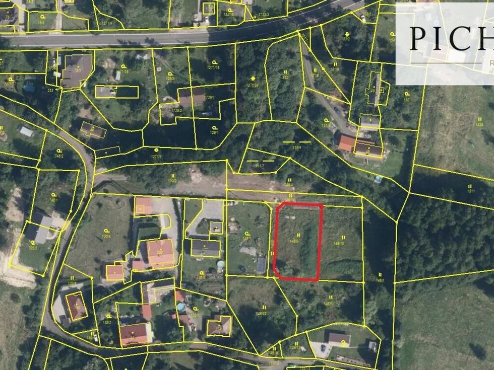 Prodej stavební parcely 1003 m², Sadov