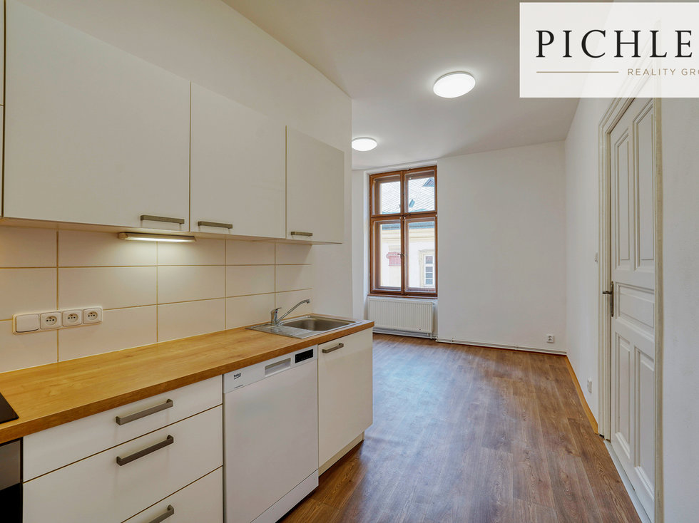Pronájem bytu 3+1 82 m², Plzeň