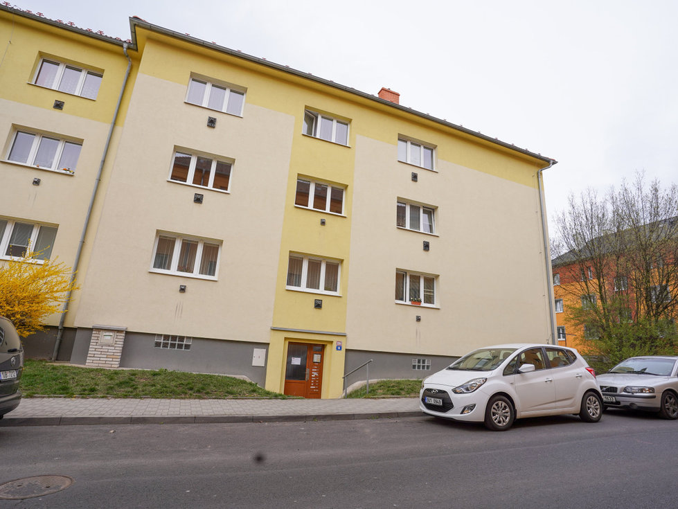 Pronájem bytu 2+1 54 m², Teplice