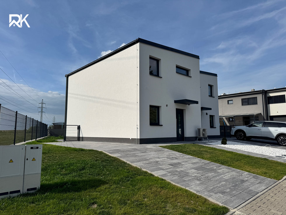 Prodej bytu 4+kk 94 m², Kolín