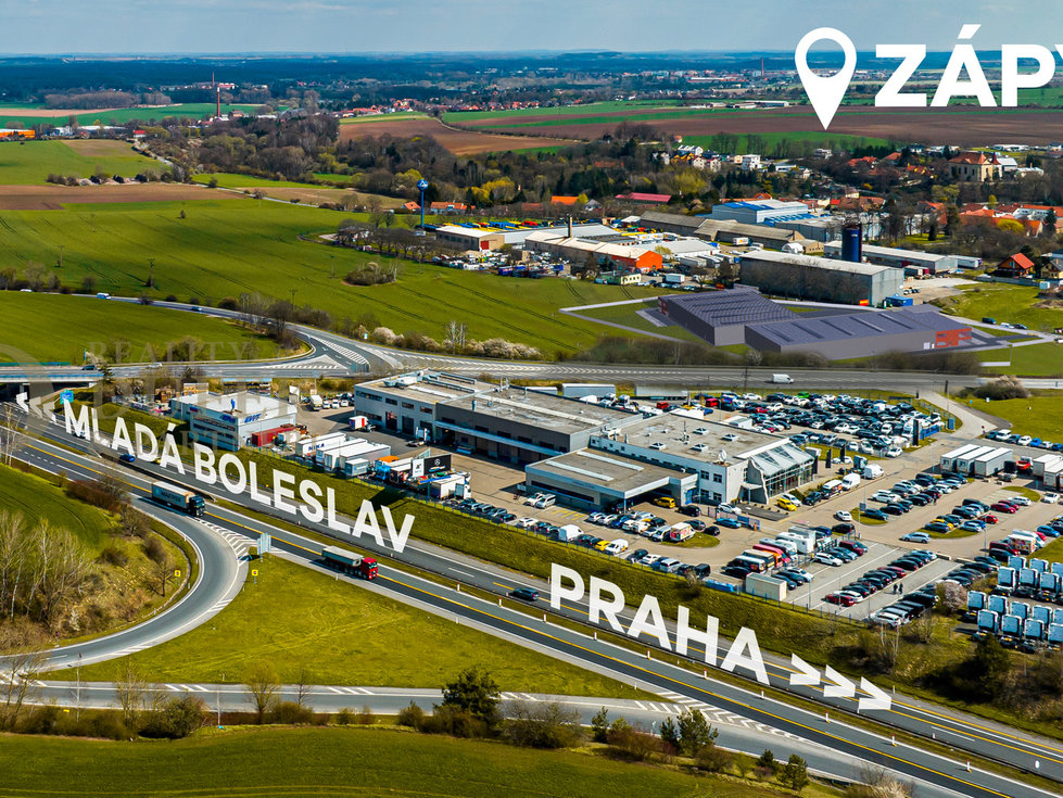 Pronájem skladu 2200 m², Zápy