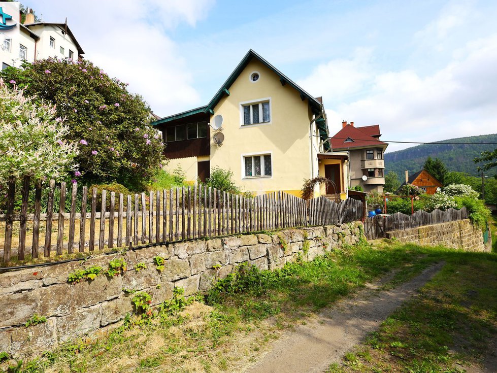 Prodej rodinného domu 143 m², Děčín