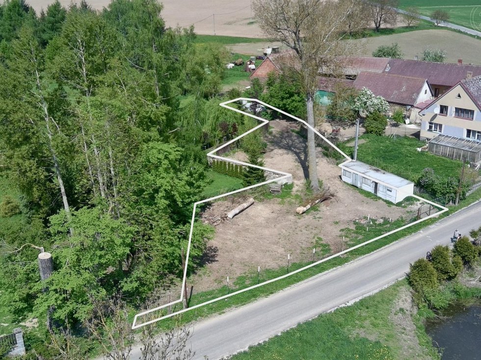 Prodej ostatních pozemků 1146 m², Neustupov