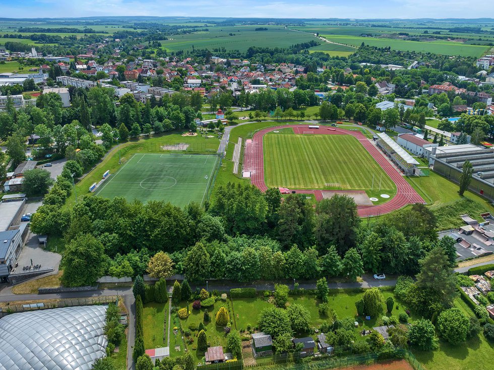 Prodej komerčního pozemku 3334 m², Litomyšl