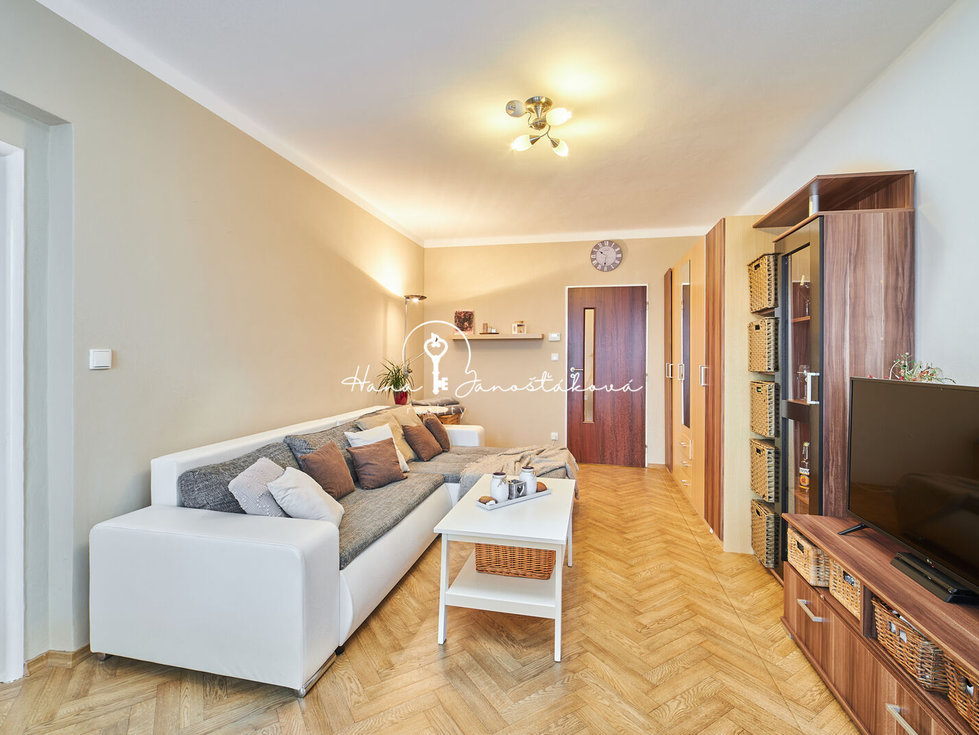 Prodej bytu 3+1 66 m², Chvalšiny