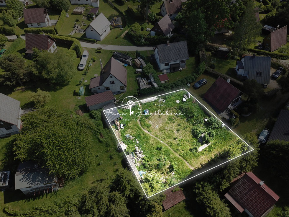 Prodej stavební parcely 707 m², Černá v Pošumaví