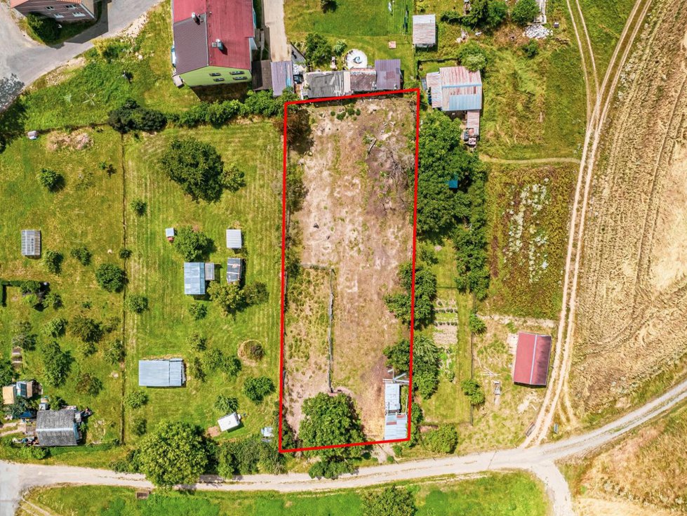 Prodej stavební parcely 1312 m², Pňovany